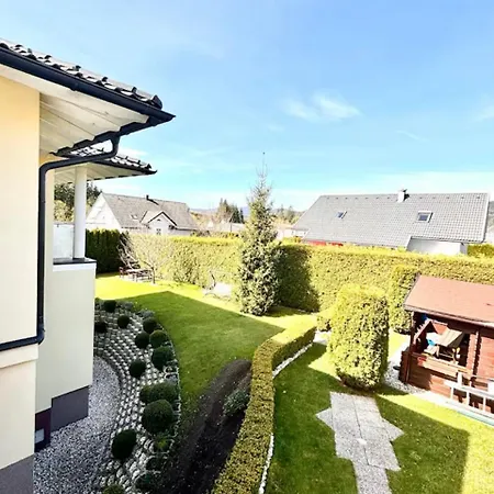Flower House, 3 Bedroom